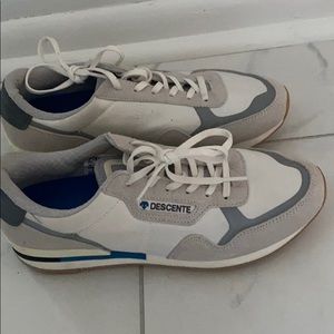 Descente Sneakers